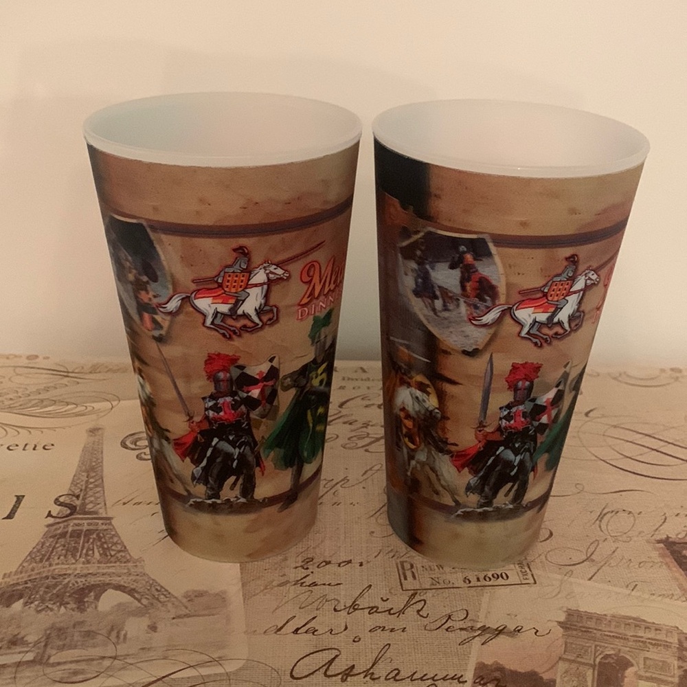 Medieval Times Dinner & Tournament Cups 💖